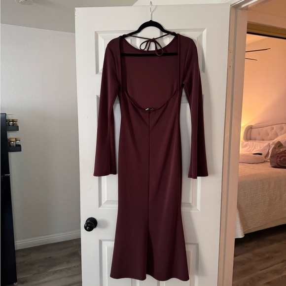 Fashion Nova Backless Maxi Dress - Picture 4 of 12